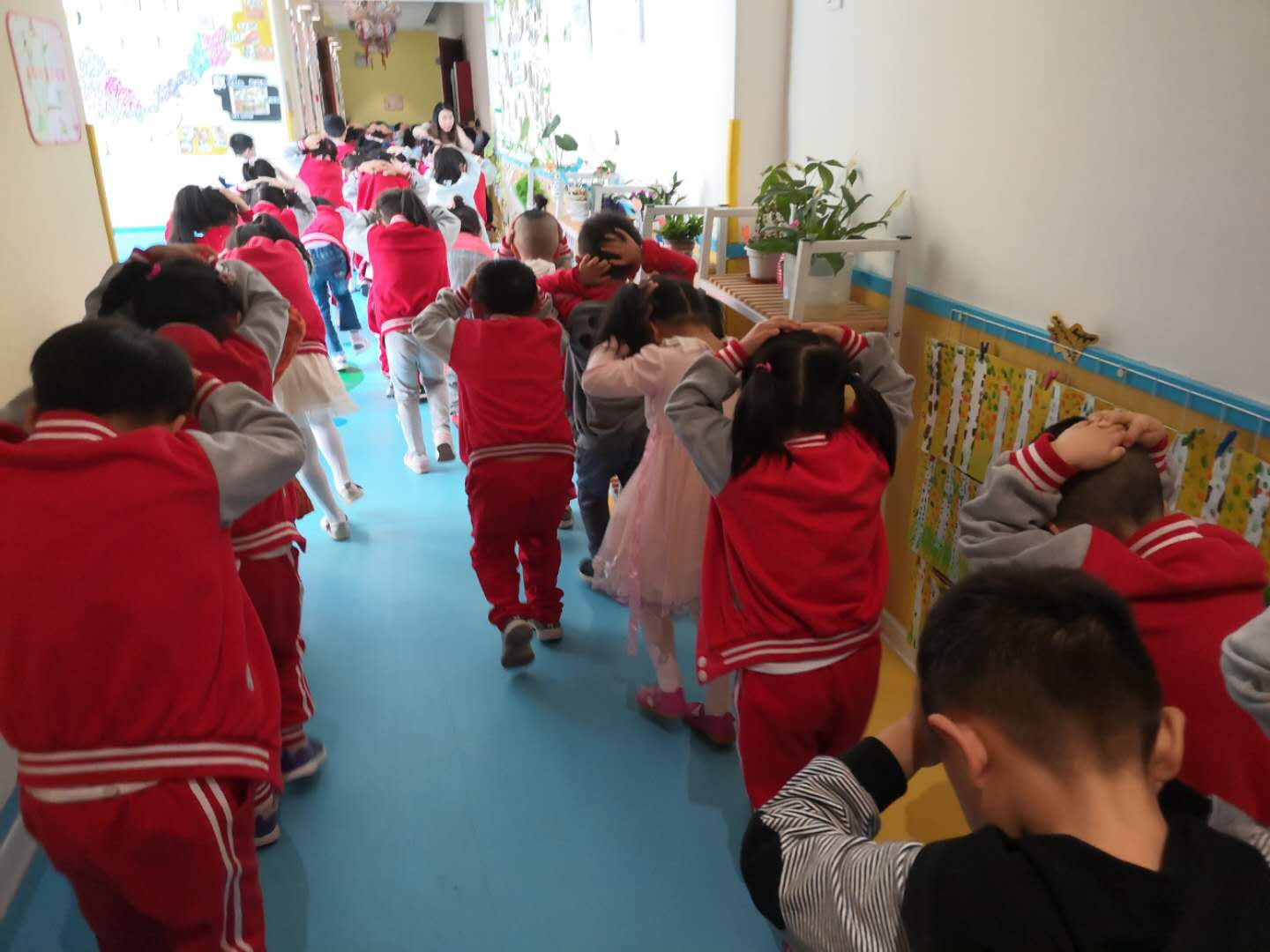 0409_3.jpg 0409_3.jpg