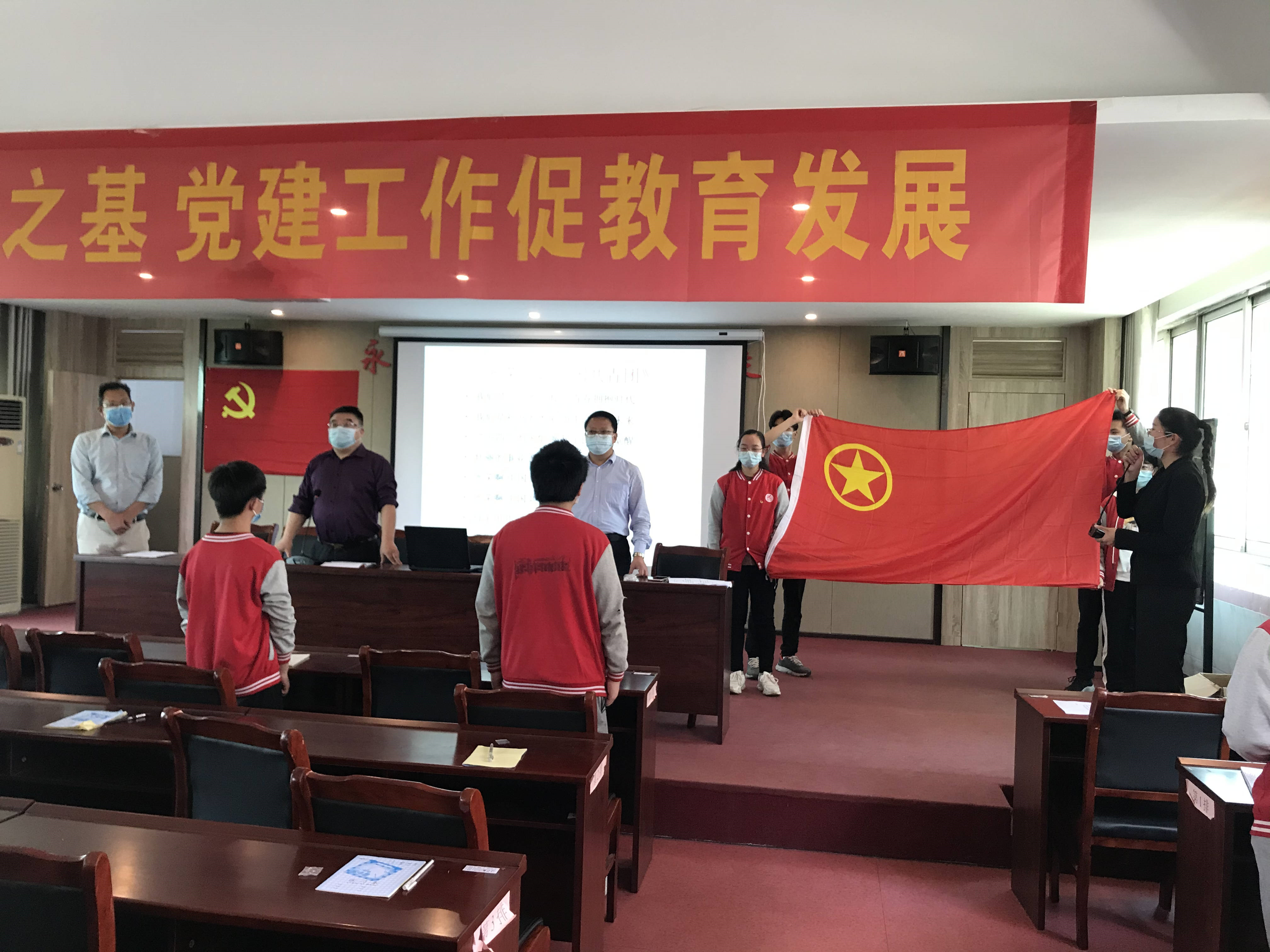 微信圖片_20200430090414.jpg 微信圖片_20200430090414.jpg