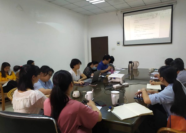 會議1_副本.jpg 會議1_副本.jpg