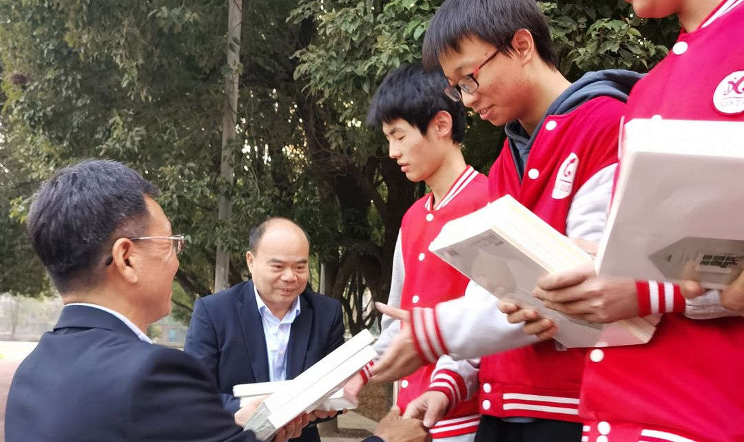 迎賓9副本.jpg 迎賓9副本.jpg