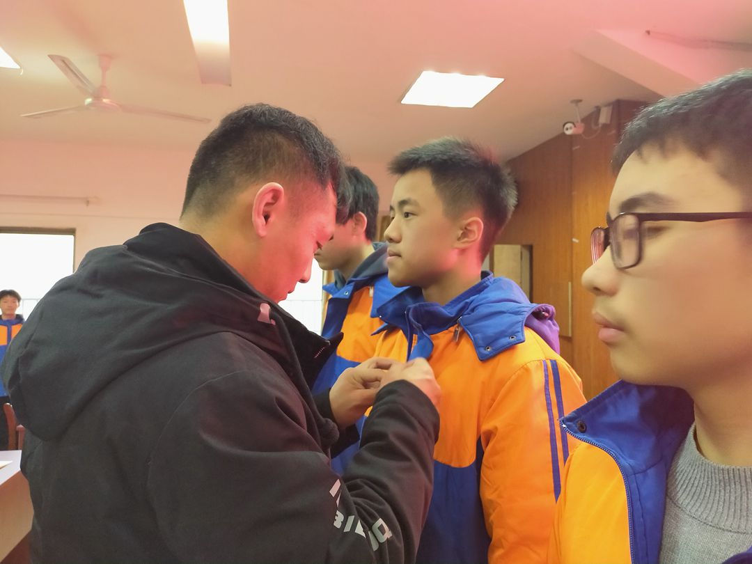 入團(tuán)8_副本.jpg 入團(tuán)8_副本.jpg