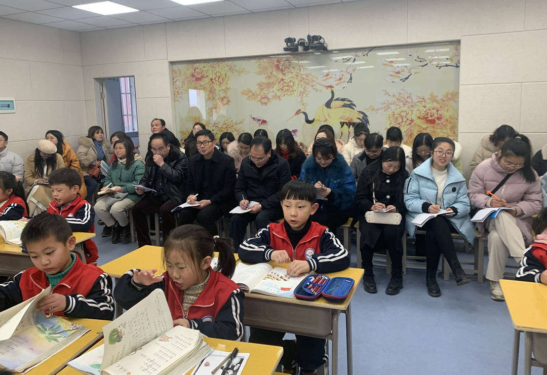 象湖2_副本.jpg 象湖2_副本.jpg