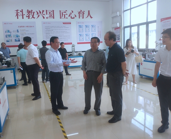 工商2.jpg 工商2.jpg